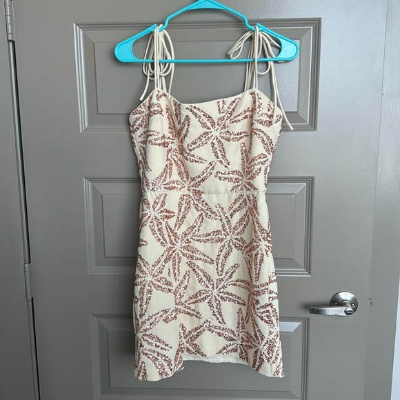 Avani Amanda Uprichard Dress size Small worn once, star fish sequins! - Picture 2 of 6